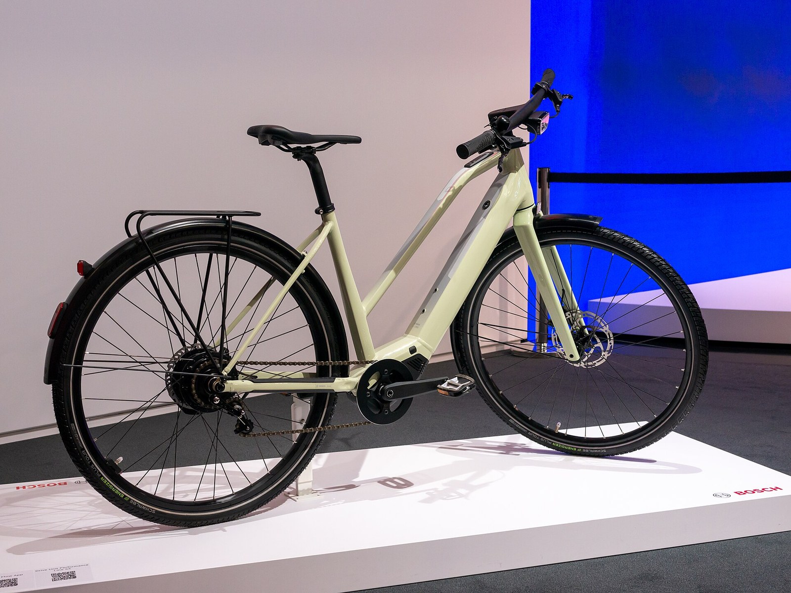 Momentum E+ city 電輔通勤車